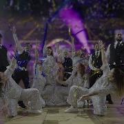 ABBA Flash Mob EPIC Surprise Show Leaves Guests Wowed