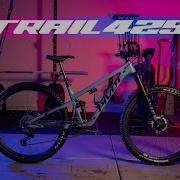 PIVOT TRAIL 429 All Mountain Attitude Race Bike Reflexes This Bike Does It All