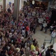 Flashmob In Hamburg Europa Passage 06 07 2013