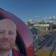 Приходите работать со мной оператором на линии Пикадилли и посмотрите не доставится ли мне удов