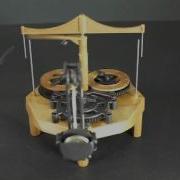 Da Vinci Flying Pendulum Clock