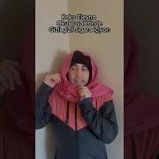 Keko Eleyna Okul Tuvaletinde Gizli Gizli Sigara Içiyor