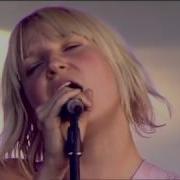 Sia Singing Destiny Live With Zero 7 At The Wireless Festival 2006