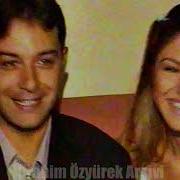 Çiçeği Burnunda Evli Yalçın Dümer Ve Esra Balamir Aşk Yuvalarının Kapısını TGRT Ye Açtı 1998