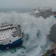 Cruise Ships VS Monster Waves In Mega Storms
