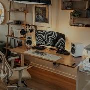 I Built A DREAM Work From Home Desk Setup