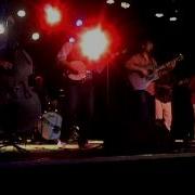 The Seven Handle Circus Performs Take On Me
