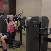 TechnoGym Select Lat Pulldown