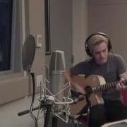 Adele Perfoms Hometown Glory And Chasing Pavements Recorded For NPR 2008