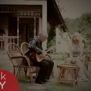 Niran Ünsal Aziz Dostum Official Video