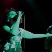 Aydilge Tuğyan 20 10 2012 Taksim Clinic Live