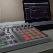 Maschine Mk II White