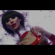 Yeah Yeah Yeahs Heads Will Roll Official Music Video