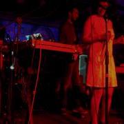 Cuantune Jamie Woon In Bucharest Stand Up On Your Feet We Re Having A Party LIVE