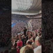 England Fans Singing Don T Look Back In Anger Ahead Of Kick Off Tonight