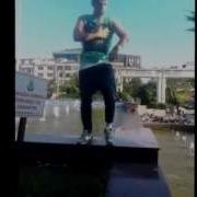 Ömer Breakdance 1