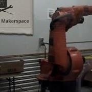 Экскурсия по хакерспейсу Milwaukee Makerspace