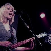 Revolution MonaLisa Twins The Beatles Cover