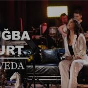 Tuğba Yurt Elveda Akustik Canlı Performans