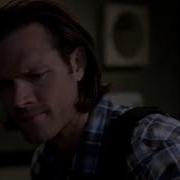 Supernatural Sam Goes Through Old Family Photos In Dean S Room