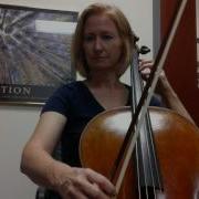 44 Essential Elements Cello Bk1