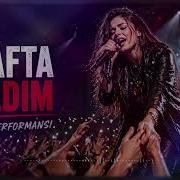 NEVA Arafta Kaldım Canlı Konser Performansı