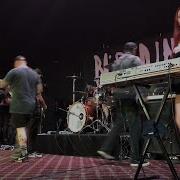 Bleeding Through On Wings Of Lead Live In AZ Marta High Fives