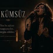 Hükümsüz Akustik Canlı Performans