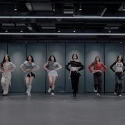 Hearts2Hearts 하츠투하츠 The Chase Dance Practice