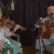 TATLI DİLE GÜLER YÜZE DOYULUR MU Akustik CANAN YAHYA GEYLAN GEYLAN MUSIC