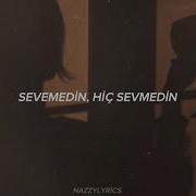 Sena Şener Yalnızım Sözleri Lyrics