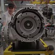 Вот так собирают двигатель Bentley W12 Engine
