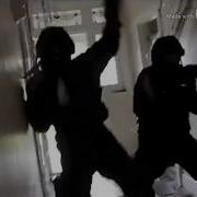 FBI Invadindo Ao Som De Baby Im Yours