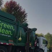 Waste Management Pete 320 McNeilus Zr Collecting A 35 Gallon Cascade With White Wheels
