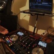 NUMARK NV TUTORIAL USING DECK 1 AND 3 WITH HOT CUES ON SERATO DJ