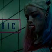 Multifemale TOXIC