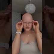 UNRECOGNIZABLE MAKEUP