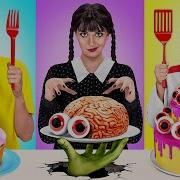 Кулинарный Челлендж Уэнсдей против Бабушки Секреты и гаджеты для кухни от Multi DO Challenge