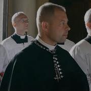 Procession Into Chartres Cathedral Pilgrimage From Paris To Chartres Traditional Latin Mass