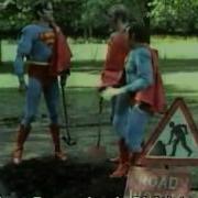 Monty Python O Super Reparador De Bicicletas LEGENDADO