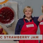 How To Make Classic Strawberry Jam At Home