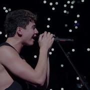 5 Seconds Of Summer Perform Amnesia At Wembley Stadium