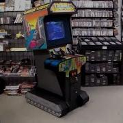 Игровой автомат Vindicators 1988 года от Atari странный корпус в форме танка прямиком из 80 х