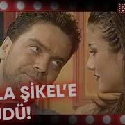 Beyaz Çağla Şikel E Yürüyor Beyaz Show