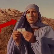 Arabic Patrick Batemen Meme