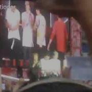 One Direction Live While We Re Young Stade De France 20 Juin 2014