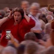 Shocking Bull Attacks Woman At Concert André Rieu España Cani