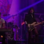 Almost Queen Under Pressure