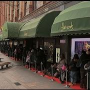Brits Love Queuing But Did You Know There S A Science To It