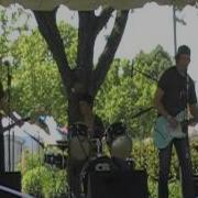 Beverly Hills Weezer Brain Stew Green Day